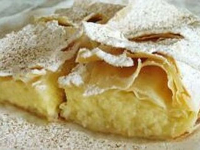 Bougatsa.